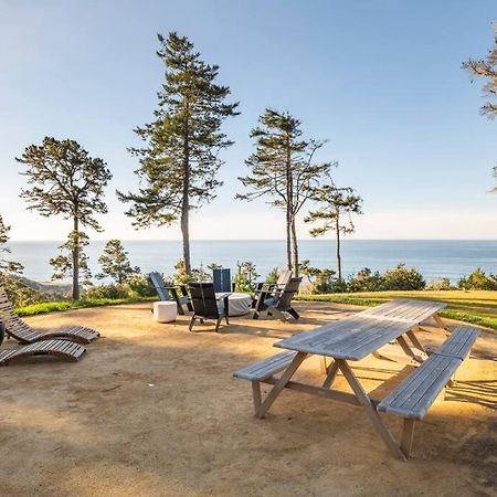 Driftwood Lodge ~ 5 Bedroom / 7 Bath ~ 30-Acre Private Estate On Hwy 1 ~ Hot Tub ~ Oceanview ~ Reunions & Retreats Walsh Landing Экстерьер фото
